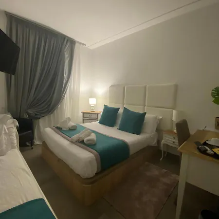 Daire Tuscolo Metro A House