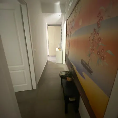 Daire Tuscolo Metro A House *