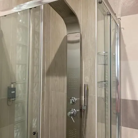 Tuscolo Metro A House Roma